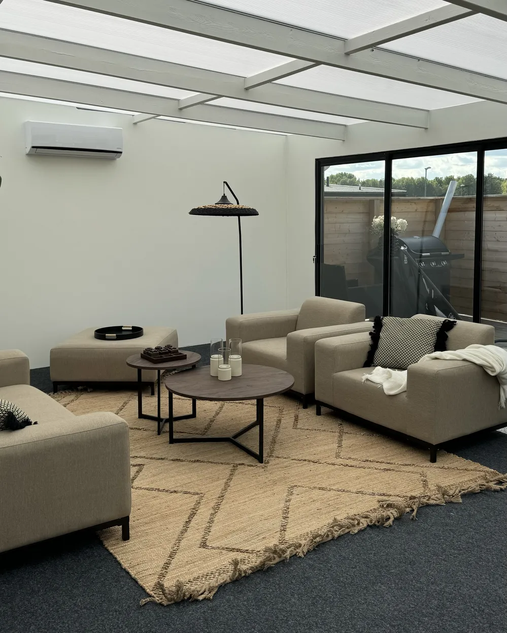 Loungeset met tafel 5-zits ROVIGO Beige - Afbeelding 4